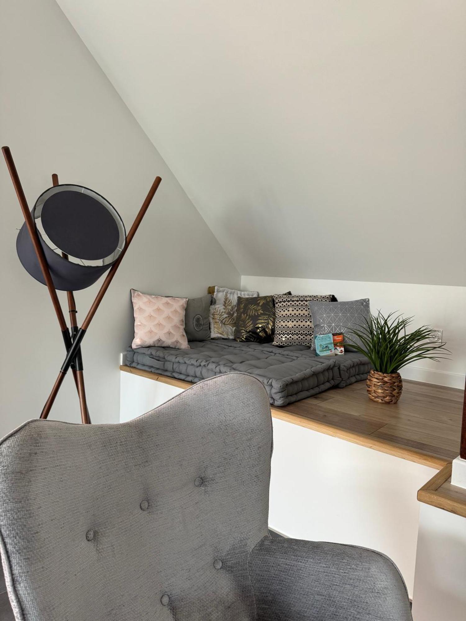 Magnifique Appartement Vue Lac - 5 Personnes Voglans Bagian luar foto